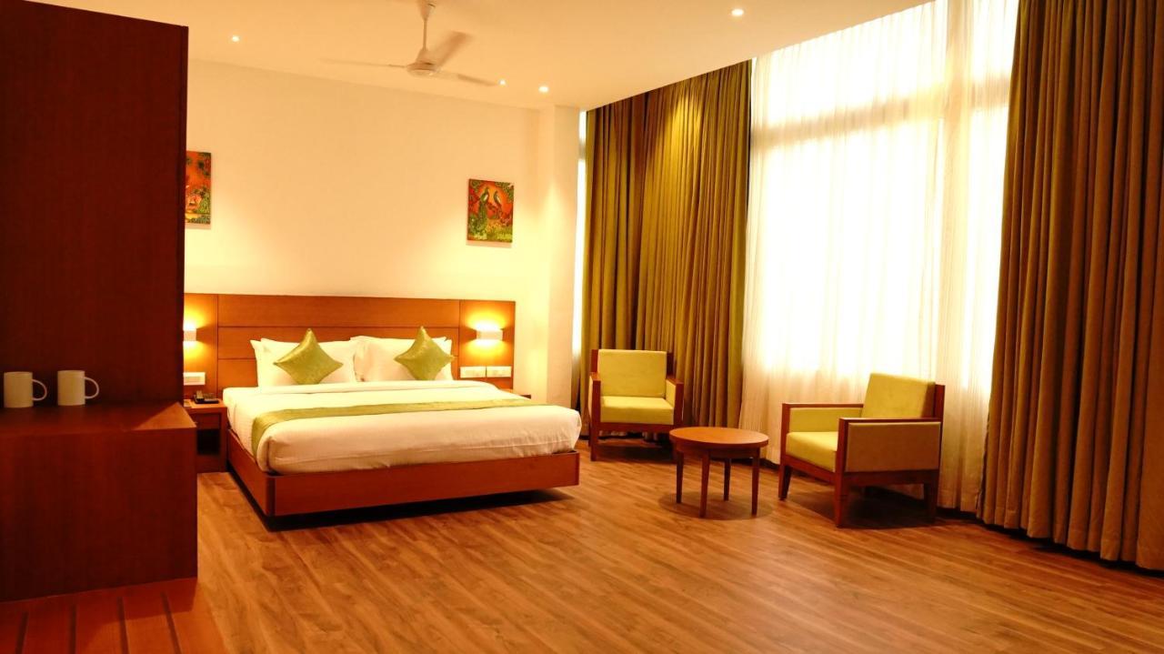 Dass Regency Thrissur Exteriör bild